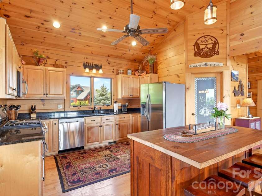 217 Summit Drive, Nebo, NC 28761.  MLS# CAR4376943, YatesRealty ID 17427. 