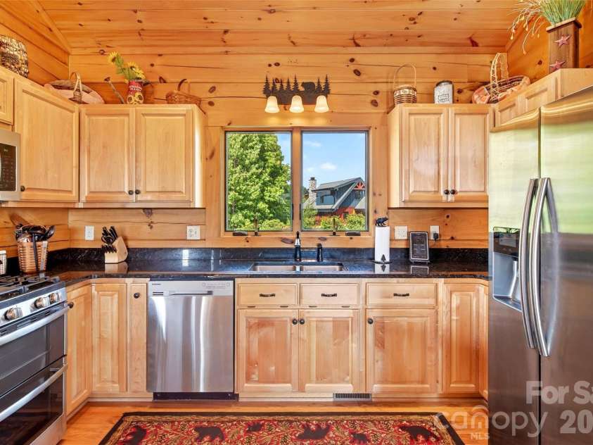 217 Summit Drive, Nebo, NC 28761.  MLS# CAR4376943, YatesRealty ID 17427. 