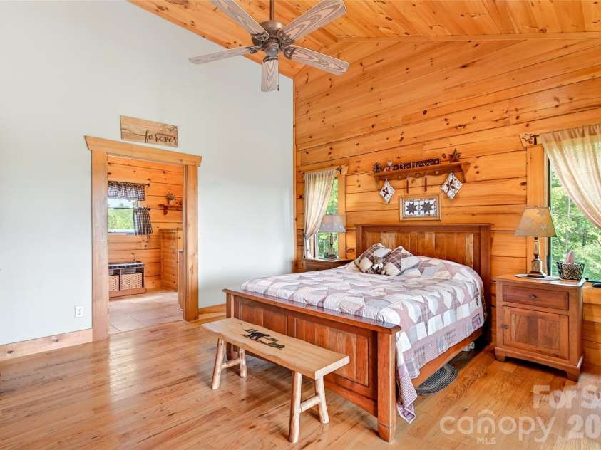 217 Summit Drive, Nebo, NC 28761.  MLS# CAR4376943, YatesRealty ID 17427. 