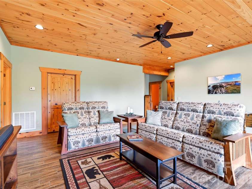 217 Summit Drive, Nebo, NC 28761.  MLS# CAR4376943, YatesRealty ID 17427. 