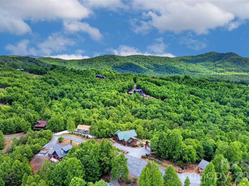 217 Summit Drive, Nebo, NC 28761.  MLS# CAR4376943, YatesRealty ID 17427. 