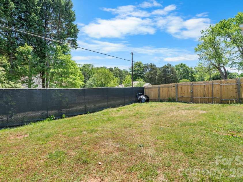 3706 2nd Avenue, Hickory, NC 28601.  MLS# CAR4374944, YatesRealty ID 17428. Back Yard facing front