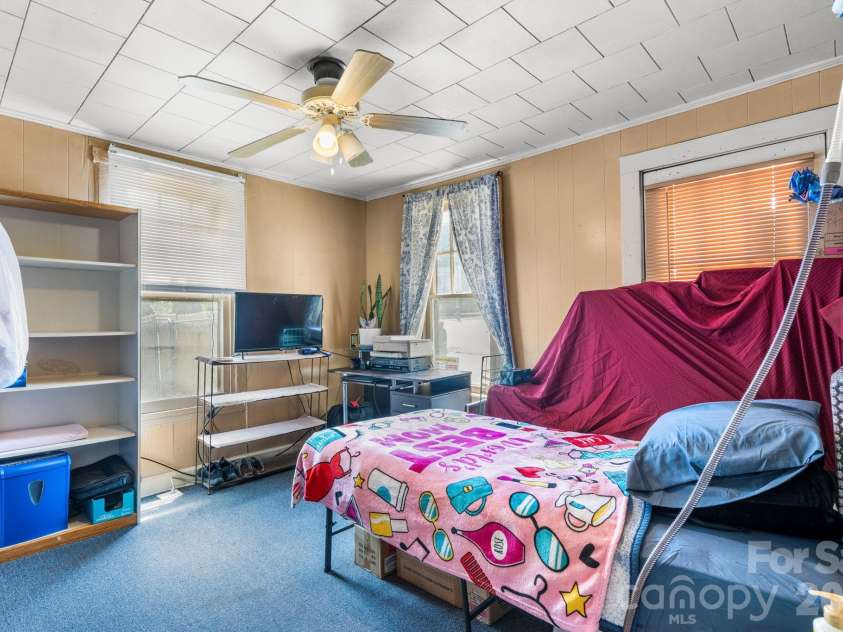 3706 2nd Avenue, Hickory, NC 28601.  MLS# CAR4374944, YatesRealty ID 17428. Bedroom 1