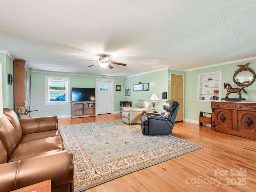 90 Coates Road, Marshall, NC 28753.  MLS# CAR4264136, YatesRealty ID 17428. 