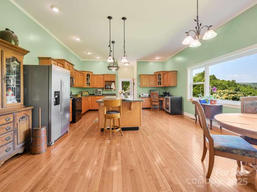 90 Coates Road, Marshall, NC 28753.  MLS# CAR4264136, YatesRealty ID 17428. 