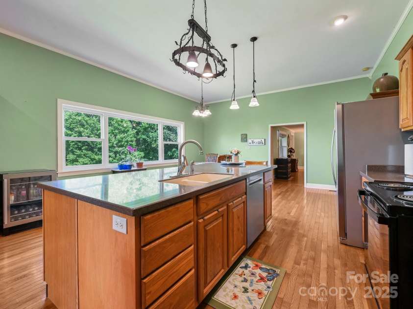 90 Coates Road, Marshall, NC 28753.  MLS# CAR4264136, YatesRealty ID 17428. 