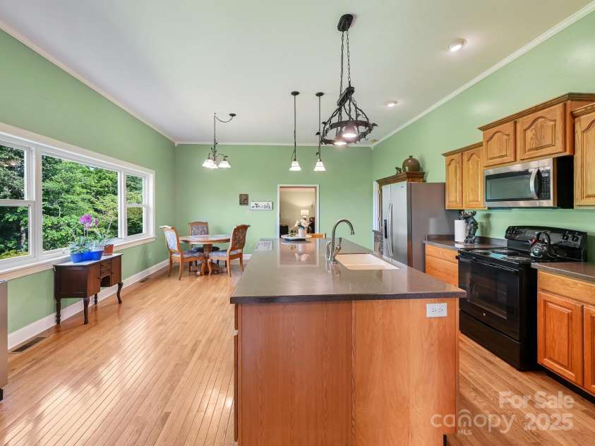 90 Coates Road, Marshall, NC 28753.  MLS# CAR4264136, YatesRealty ID 17428. 