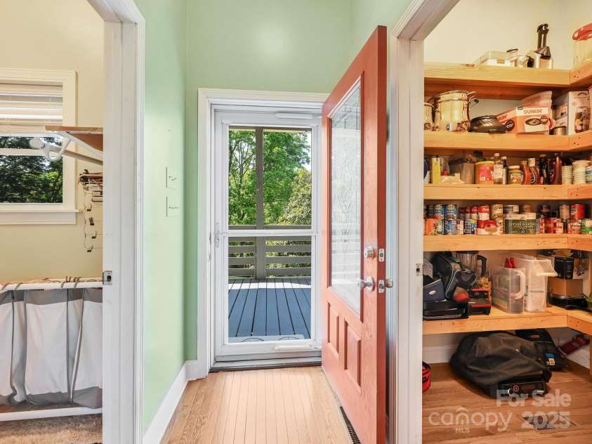 90 Coates Road, Marshall, NC 28753.  MLS# CAR4264136, YatesRealty ID 17428. 