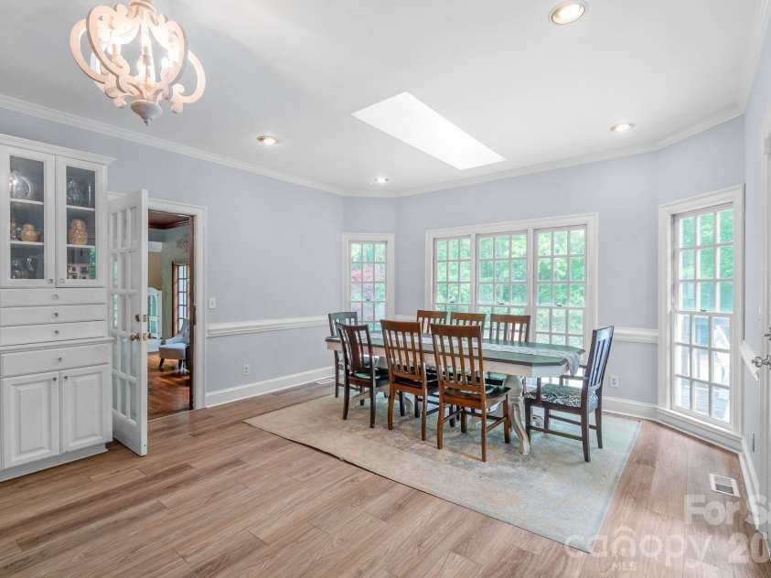 2008 Greenbrook Parkway, Weddington, NC 28104.  MLS# CAR4376393, YatesRealty ID 17429. Breakfast area