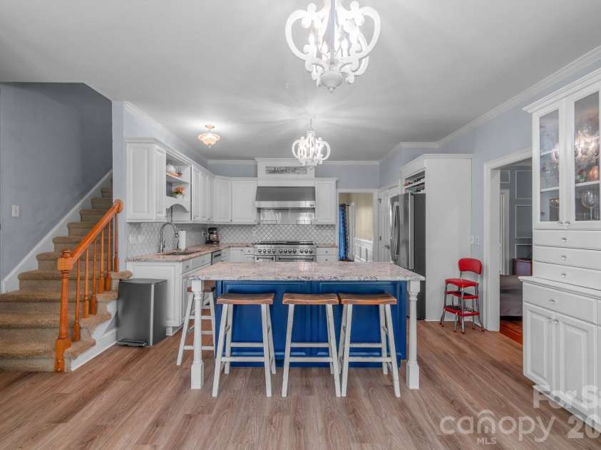 2008 Greenbrook Parkway, Weddington, NC 28104.  MLS# CAR4376393, YatesRealty ID 17429. Kitchen
