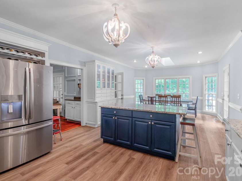 2008 Greenbrook Parkway, Weddington, NC 28104.  MLS# CAR4376393, YatesRealty ID 17429. Kitchen breakfast area