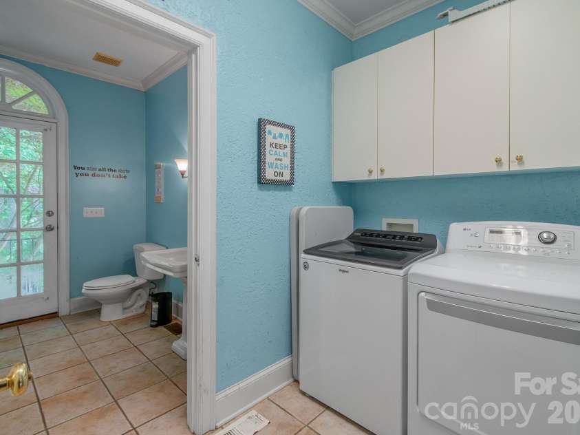 2008 Greenbrook Parkway, Weddington, NC 28104.  MLS# CAR4376393, YatesRealty ID 17429. Laundry