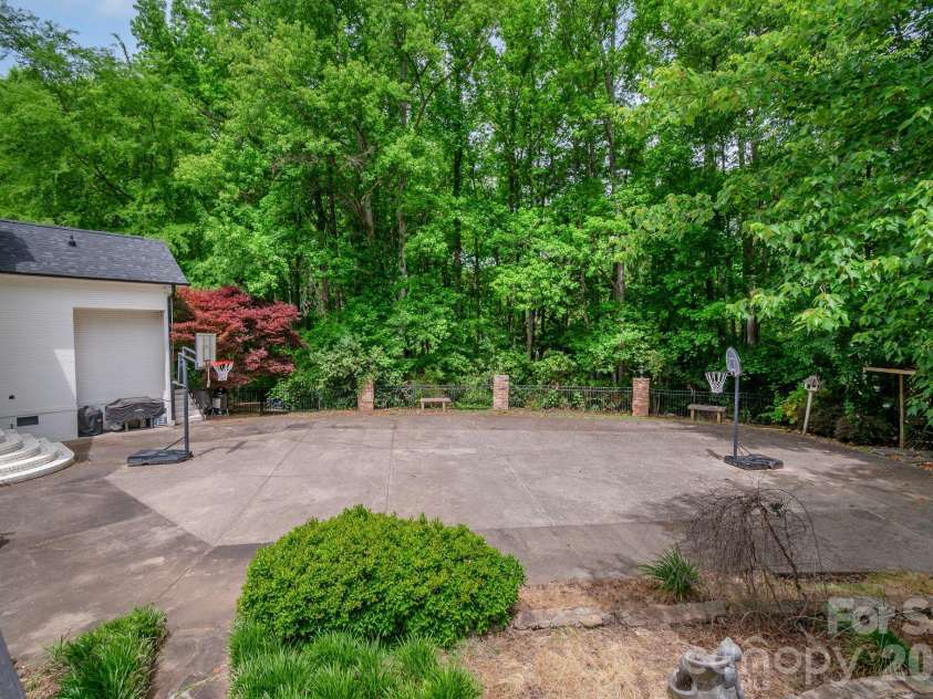 2008 Greenbrook Parkway, Weddington, NC 28104.  MLS# CAR4376393, YatesRealty ID 17429. Private back yard