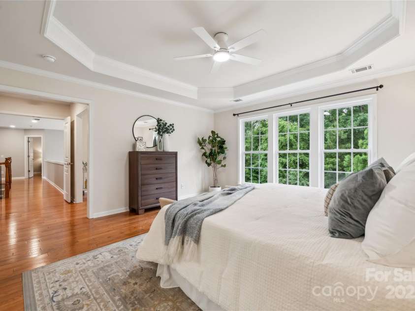 5046 Cressingham Drive, Fort Mill, SC 29707.  MLS# CAR4263729, YatesRealty ID 17429. Features tray ceilings