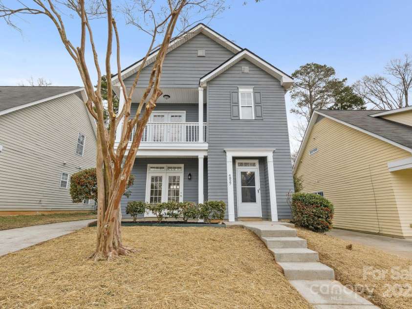4827 Eaves Lane, Charlotte, NC 28215.  MLS# CAR4210664, YatesRealty ID 1743. 