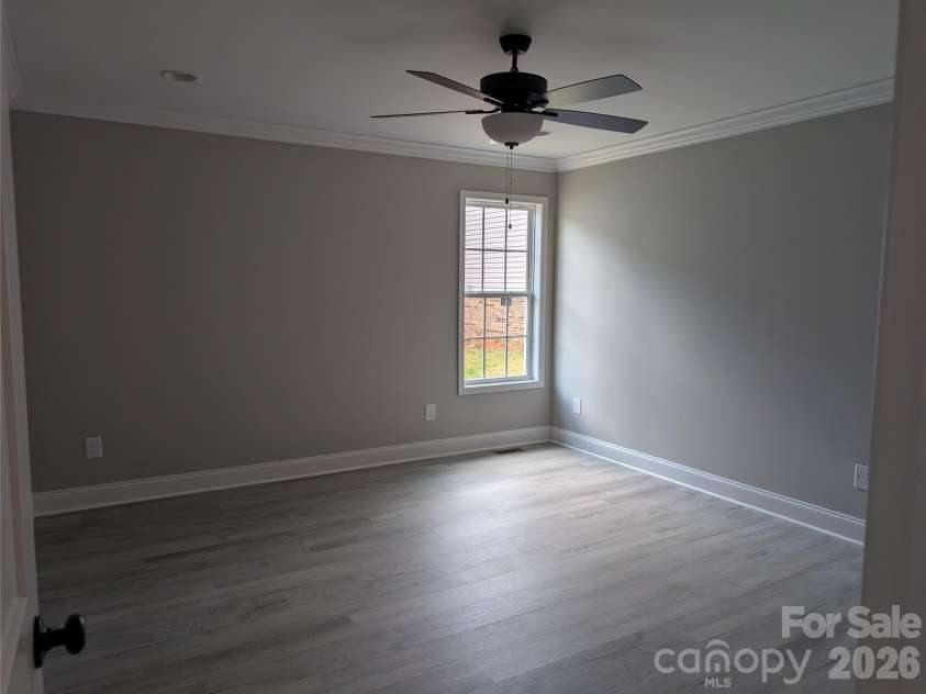 4184 Saltwood Drive, Hickory, NC 28602.  MLS# CAR4376897, YatesRealty ID 17430. Master Bedroom