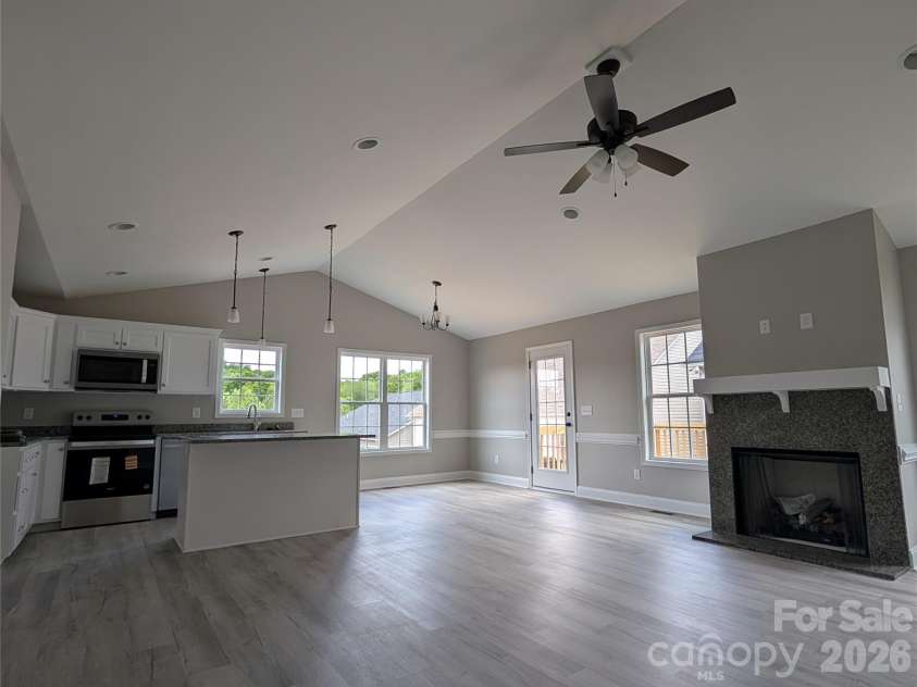 4184 Saltwood Drive, Hickory, NC 28602.  MLS# CAR4376897, YatesRealty ID 17430. Wide Open Great Room, Kitchen and Dining Area
