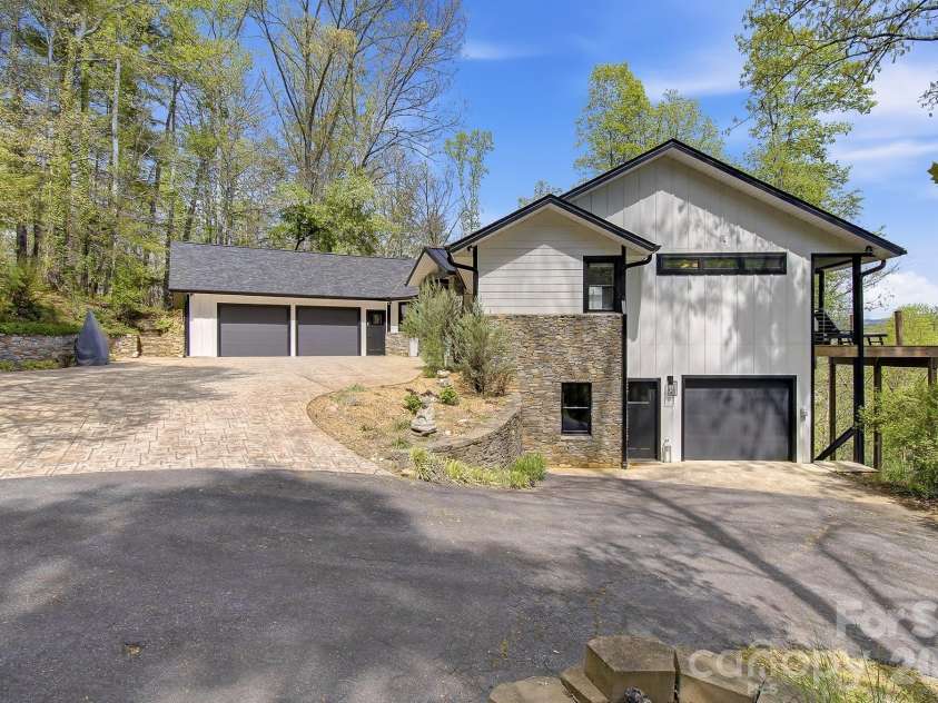169 Pickens Road, Weaverville, NC 28787.  MLS# CAR4375004, YatesRealty ID 17431. 