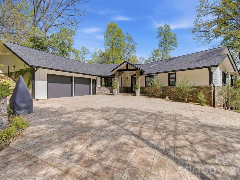 169 Pickens Road, Weaverville, NC 28787.  MLS# CAR4375004, YatesRealty ID 17431. 