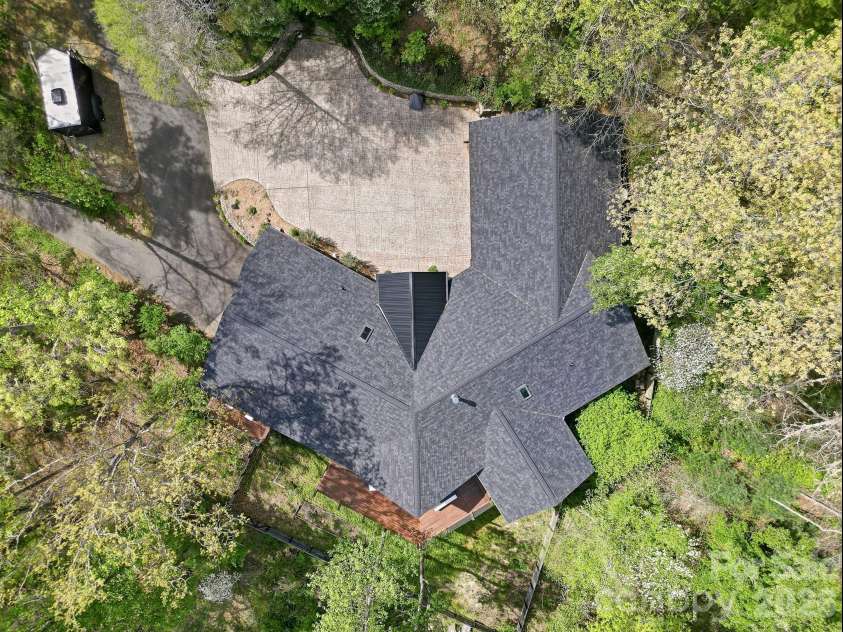 169 Pickens Road, Weaverville, NC 28787.  MLS# CAR4375004, YatesRealty ID 17431. 