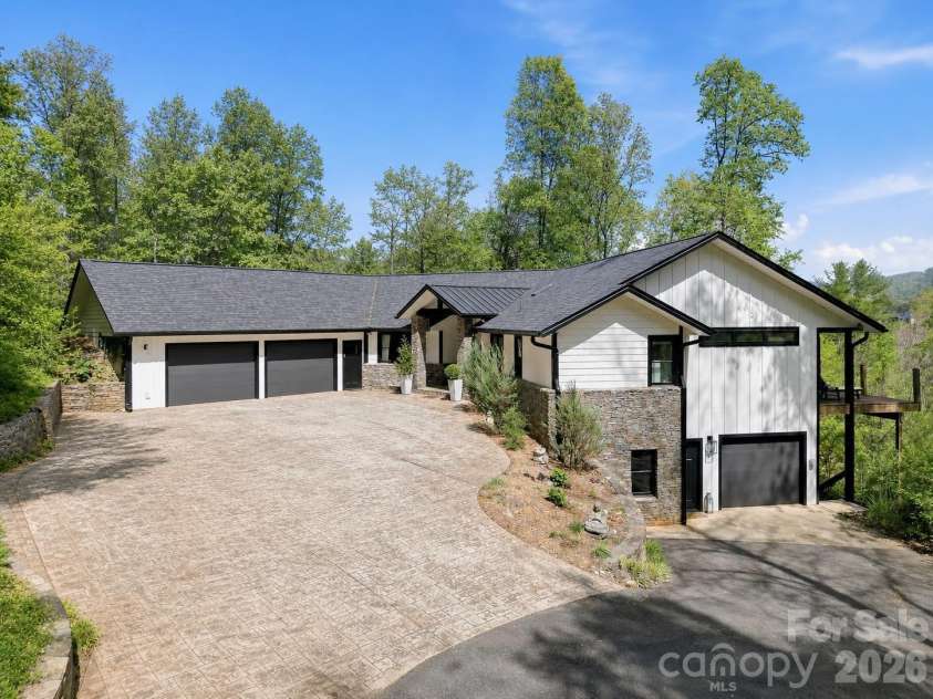 169 Pickens Road, Weaverville, NC 28787.  MLS# CAR4375004, YatesRealty ID 17431. 
