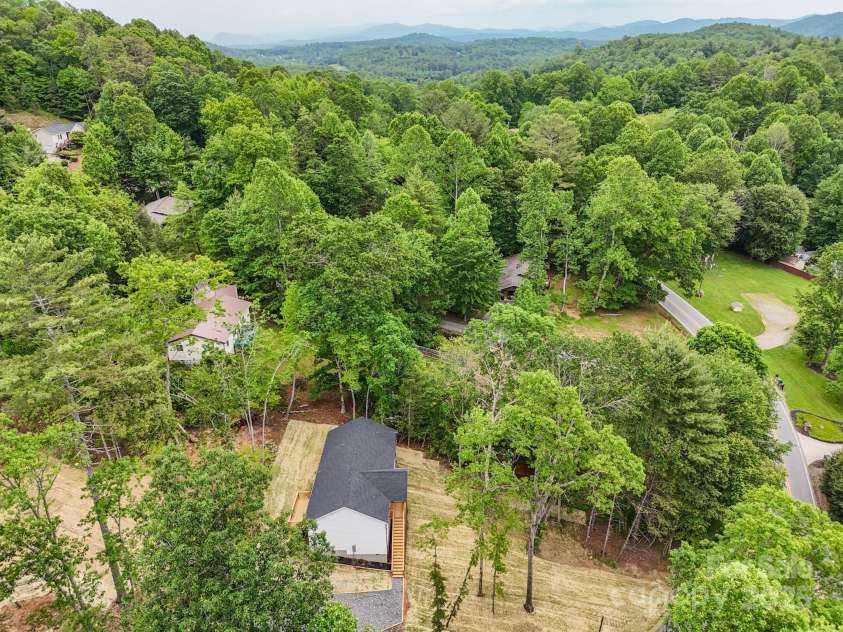 2506 Turnpike Road, Horse Shoe, NC 28742.  MLS# CAR4235277, YatesRealty ID 17431. 