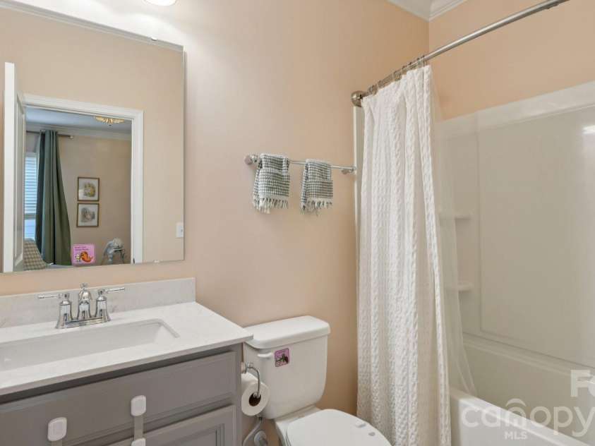 3019 Sterling Drive, Waxhaw, NC 28173.  MLS# CAR4376605, YatesRealty ID 17432. 