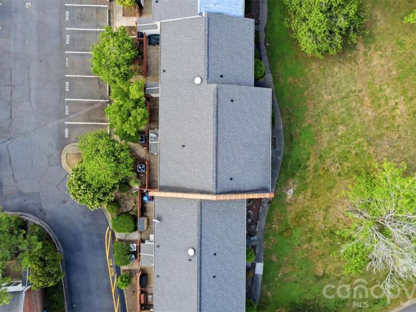 8846 Hunter Ridge Drive, Charlotte, NC 28226.  MLS# CAR4376839, YatesRealty ID 17433. Aerial view