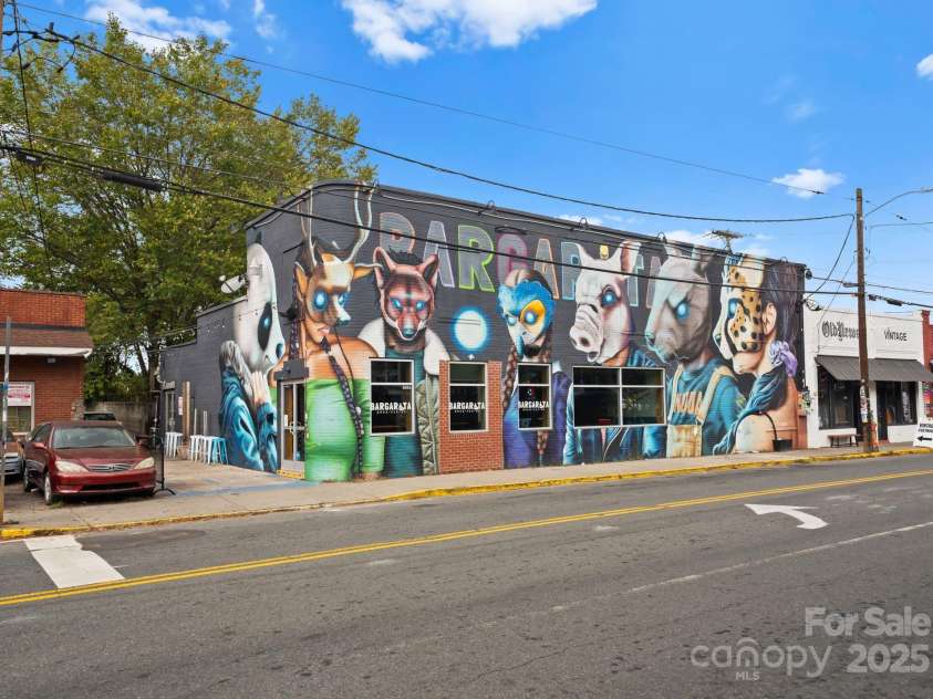 215 Keswick Avenue, Charlotte, NC 28206.  MLS# CAR4243447, YatesRealty ID 17434. 