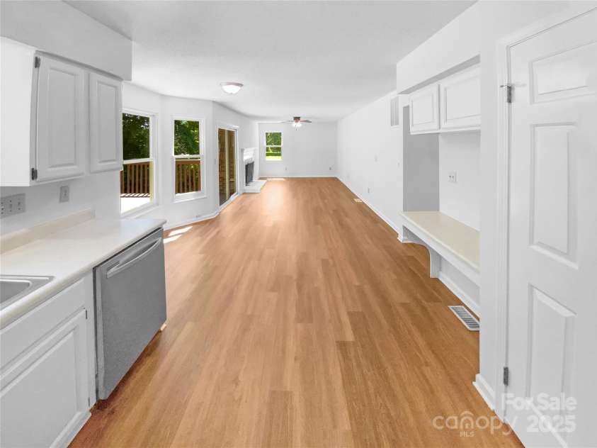 7737 Batavia Lane, Charlotte, NC 28213.  MLS# CAR4264763, YatesRealty ID 17436. 