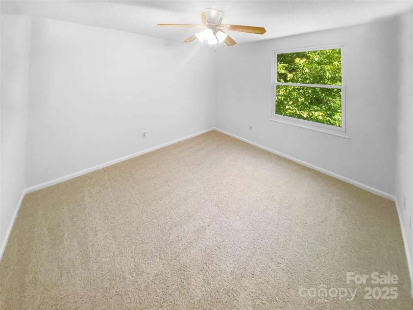 7737 Batavia Lane, Charlotte, NC 28213.  MLS# CAR4264763, YatesRealty ID 17436. 