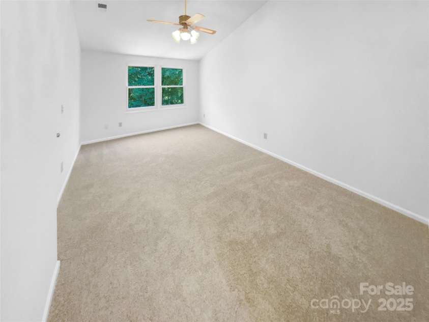 7737 Batavia Lane, Charlotte, NC 28213.  MLS# CAR4264763, YatesRealty ID 17436. 