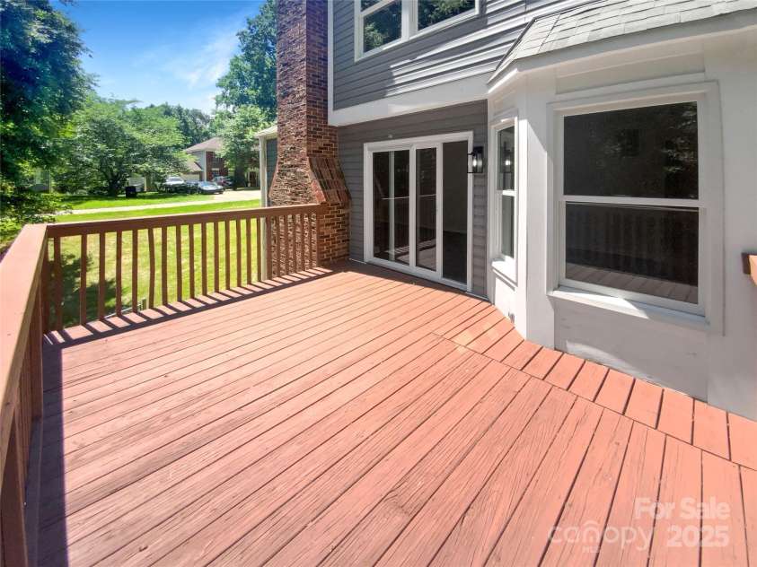 7737 Batavia Lane, Charlotte, NC 28213.  MLS# CAR4264763, YatesRealty ID 17436. 