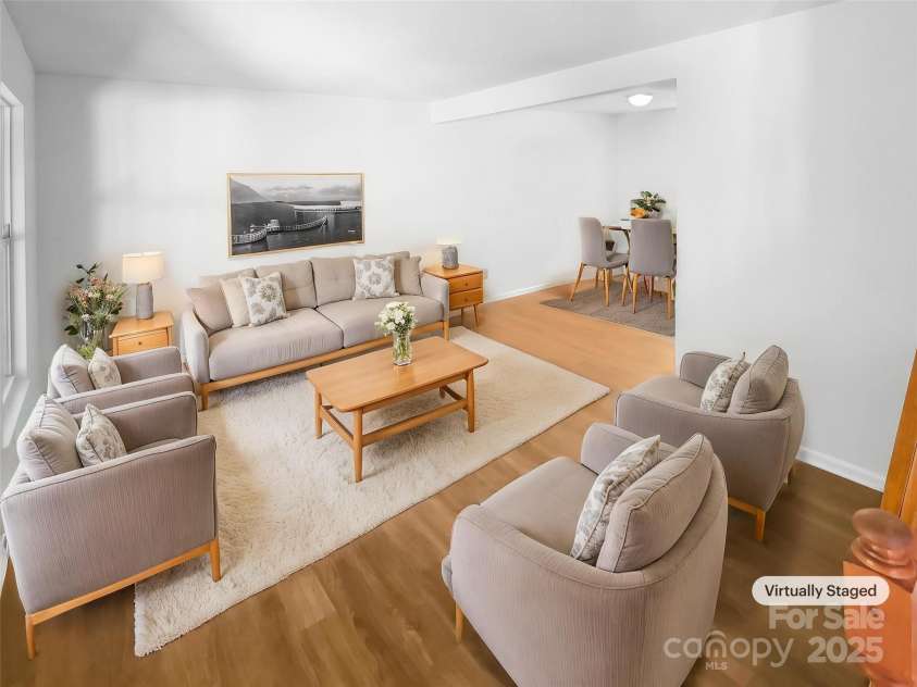 7737 Batavia Lane, Charlotte, NC 28213.  MLS# CAR4264763, YatesRealty ID 17436. Virtually Staged