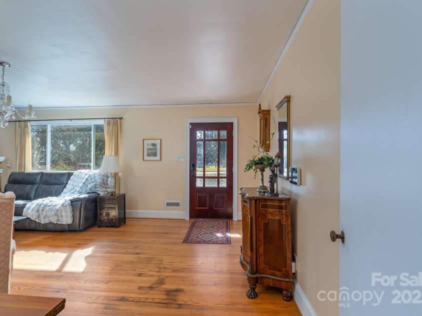 1302 Winthrop Drive, Rock Hill, SC 29732.  MLS# CAR4332694, YatesRealty ID 1744. 