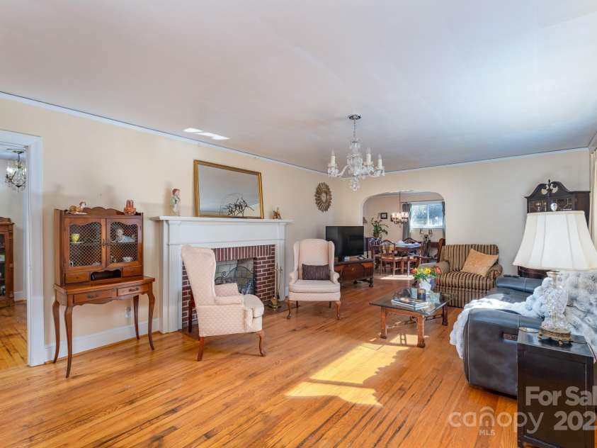 1302 Winthrop Drive, Rock Hill, SC 29732.  MLS# CAR4332694, YatesRealty ID 1744. 