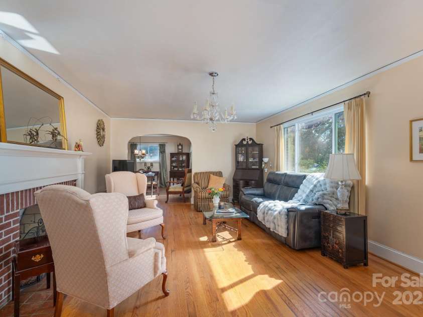 1302 Winthrop Drive, Rock Hill, SC 29732.  MLS# CAR4332694, YatesRealty ID 1744. 