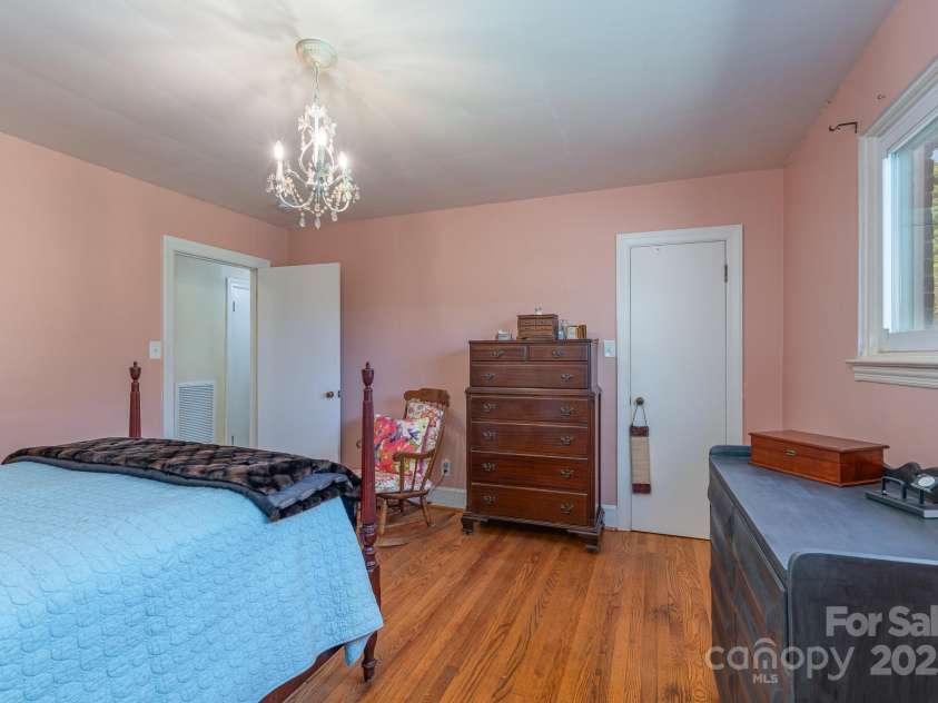 1302 Winthrop Drive, Rock Hill, SC 29732.  MLS# CAR4332694, YatesRealty ID 1744. 