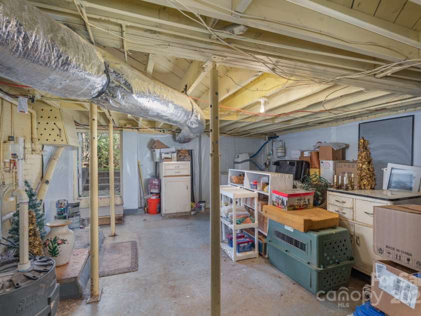 1302 Winthrop Drive, Rock Hill, SC 29732.  MLS# CAR4332694, YatesRealty ID 1744. 