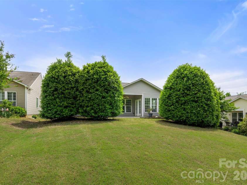 15164 Legend Oaks Court, Fort Mill, SC 29707.  MLS# CAR4375145, YatesRealty ID 17440. 