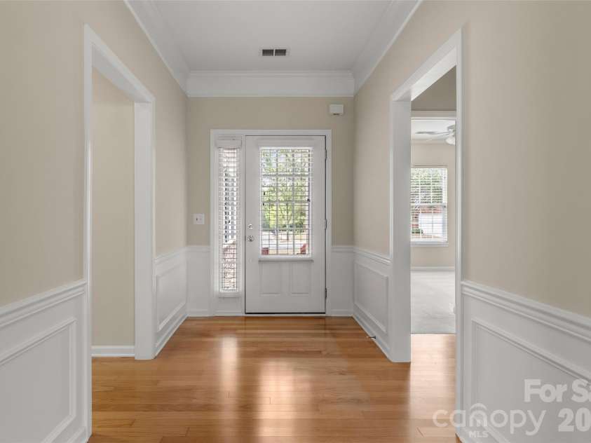 15164 Legend Oaks Court, Fort Mill, SC 29707.  MLS# CAR4375145, YatesRealty ID 17440. 