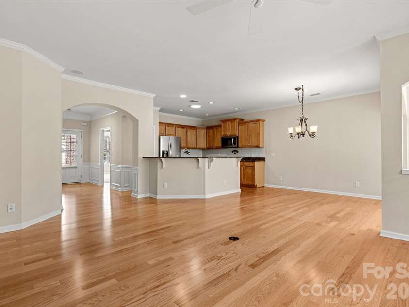 15164 Legend Oaks Court, Fort Mill, SC 29707.  MLS# CAR4375145, YatesRealty ID 17440. 