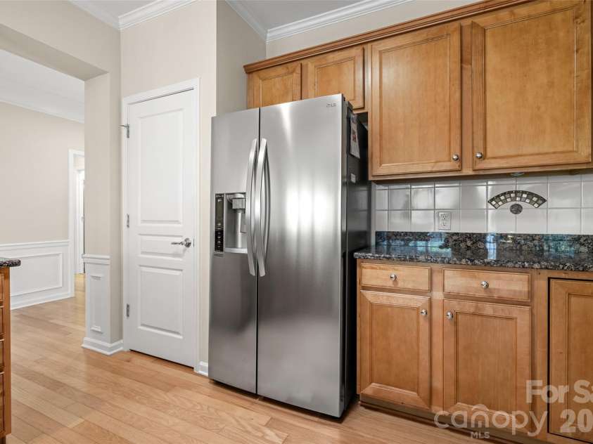 15164 Legend Oaks Court, Fort Mill, SC 29707.  MLS# CAR4375145, YatesRealty ID 17440. 