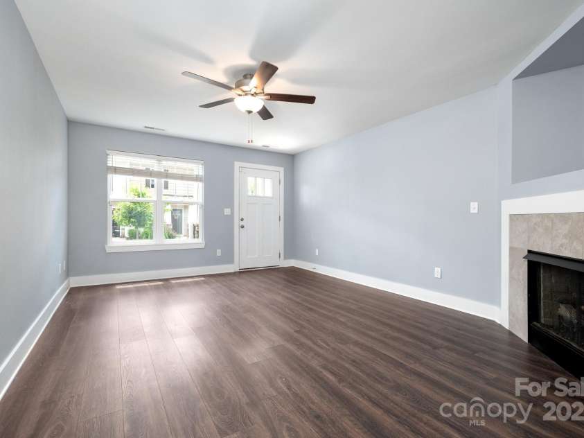207 Stoney Point Way, Candler, NC 28715.  MLS# CAR4260849, YatesRealty ID 17441. Great Natural Light