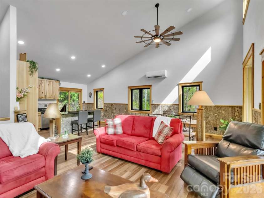455 Chinquapin Road, Canton, NC 28716.  MLS# CAR4375378, YatesRealty ID 17441. 