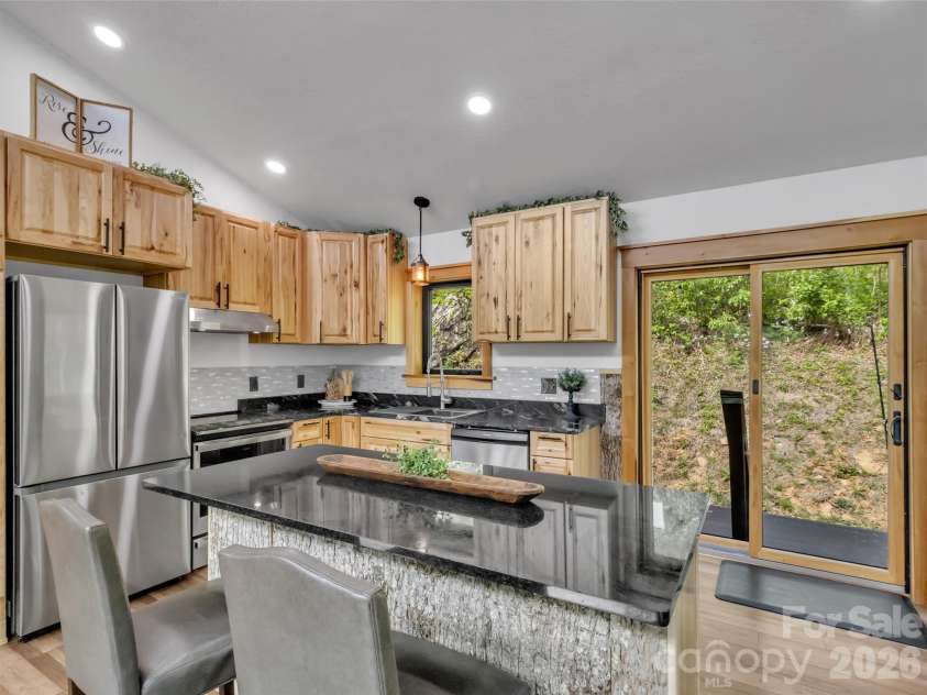 455 Chinquapin Road, Canton, NC 28716.  MLS# CAR4375378, YatesRealty ID 17441. Kitchen
