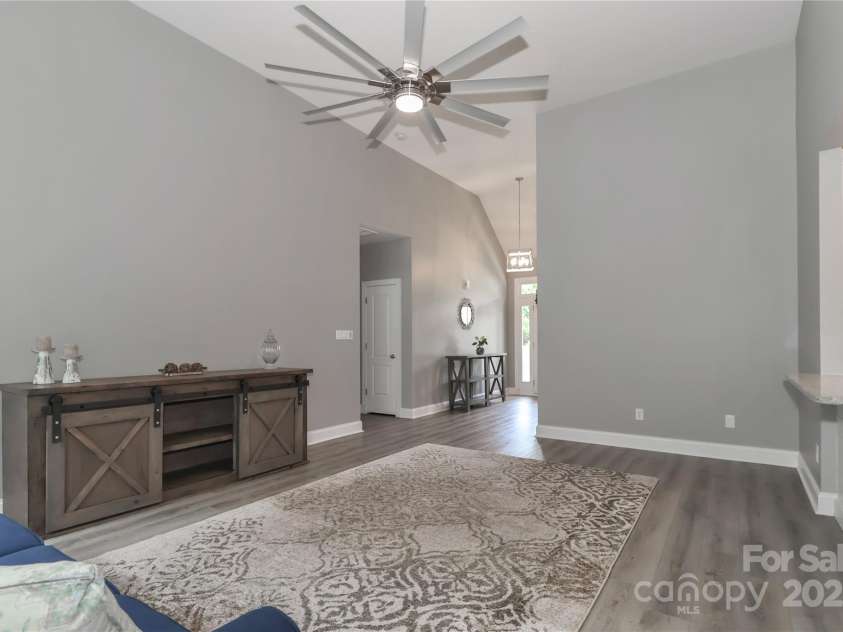 3709 Creek Ridge Drive, Denver, NC 28037.  MLS# CAR4260296, YatesRealty ID 17443. 