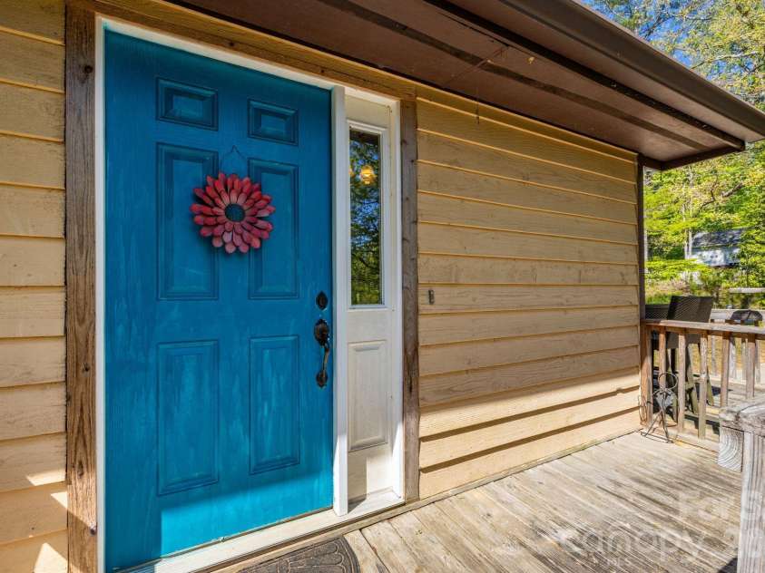823 Fanning Bridge Road, Fletcher, NC 28732.  MLS# CAR4376125, YatesRealty ID 17443. 