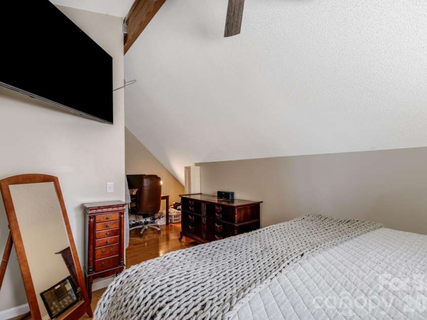 823 Fanning Bridge Road, Fletcher, NC 28732.  MLS# CAR4376125, YatesRealty ID 17443. 