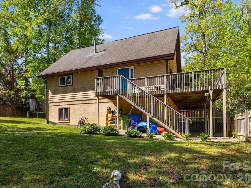 823 Fanning Bridge Road, Fletcher, NC 28732.  MLS# CAR4376125, YatesRealty ID 17443. 